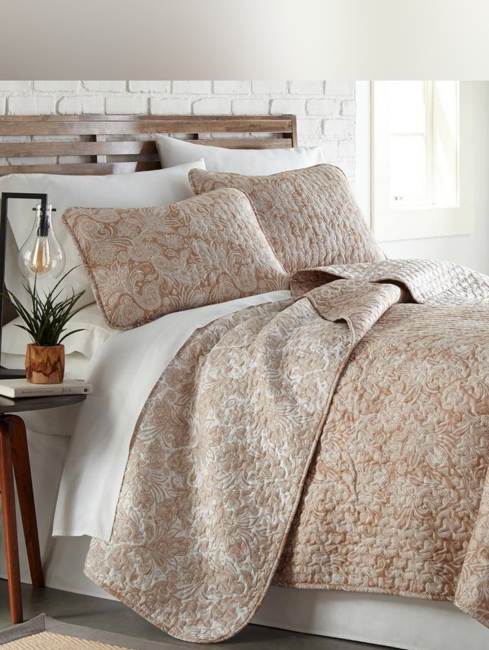 SOUTHSHORE FINE LINE Perfect Paisley Reversible Taupe 3-Piece King Quilt Set